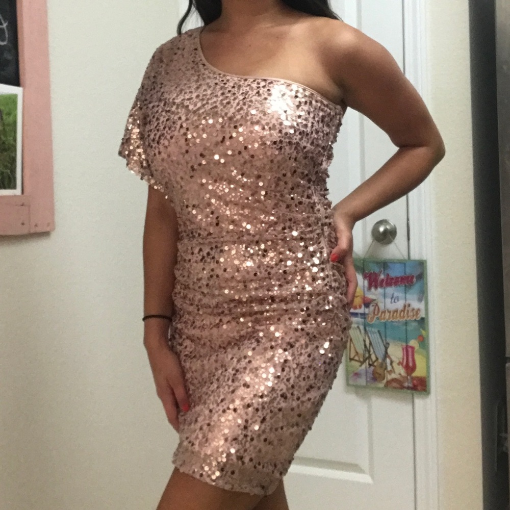 One-shoulder Sequined Dress